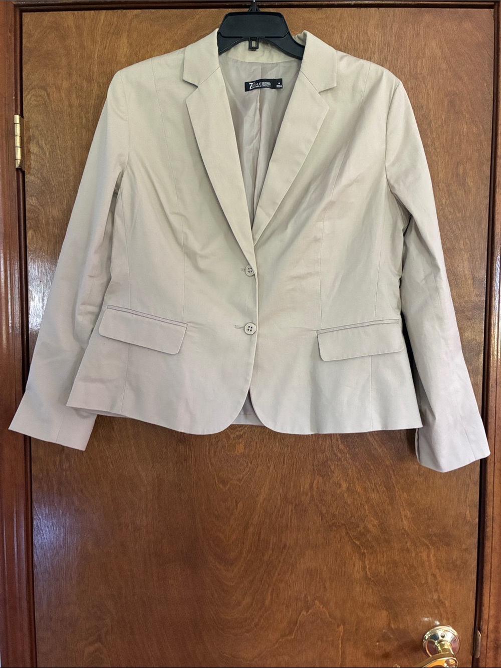 7th Avenue New York & Co. Cream Two-Button Notch-Lapel Blazer Size 18